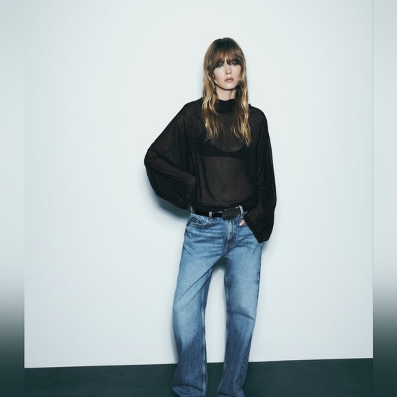 VOLUMINOUS SLEEVE RHINESTONE TOP - Picture 4 of 9